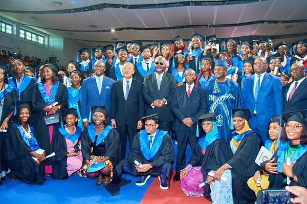 Remise Diplome 2025 - Photo 127