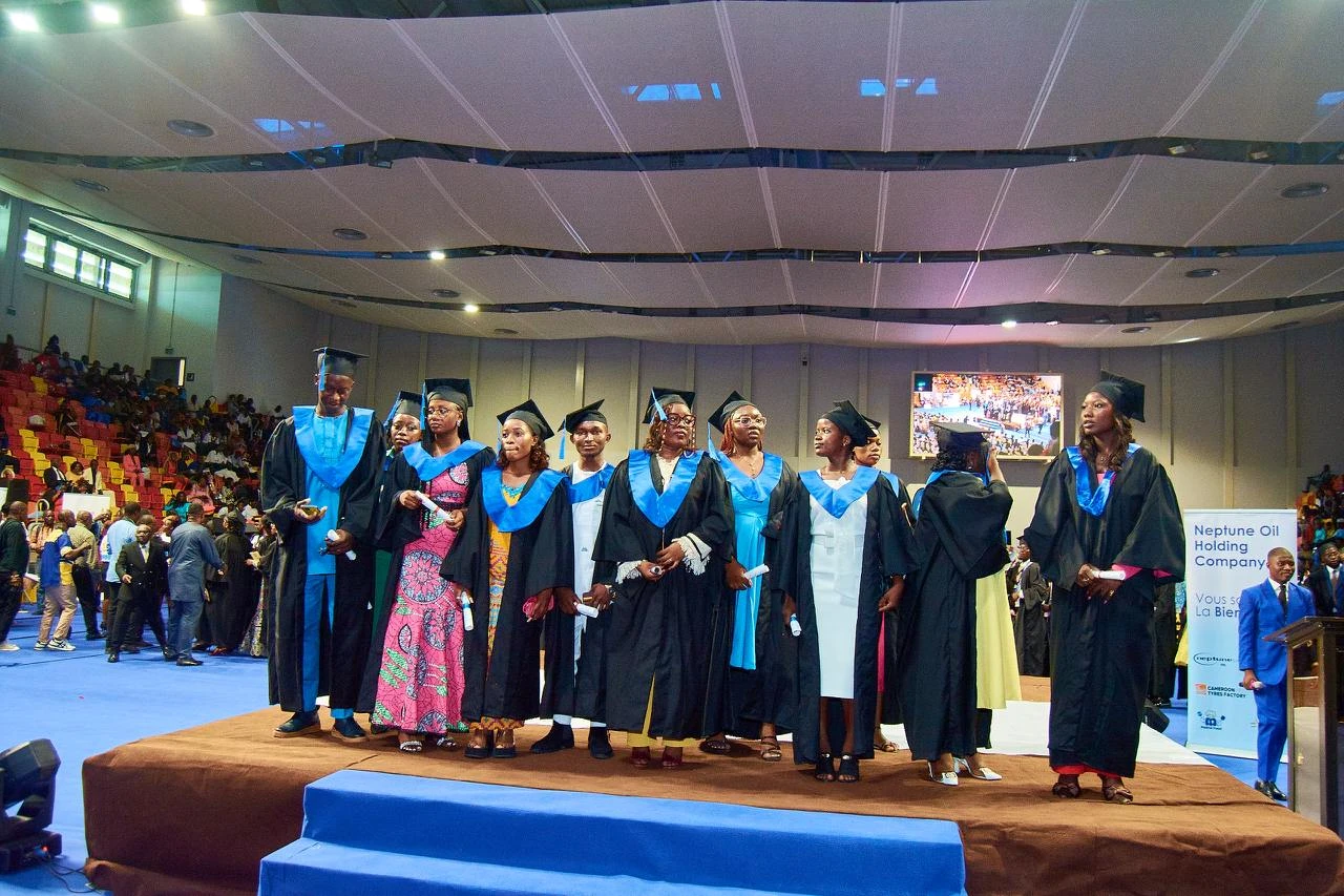 Ceremonie de graduation ESSEC Douala - Photo officielle #022