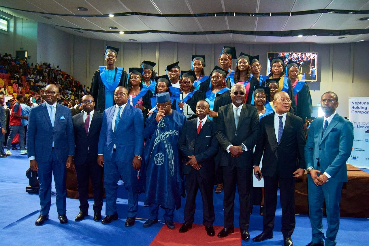 Ceremonie de graduation ESSEC Douala - Photo officielle #023