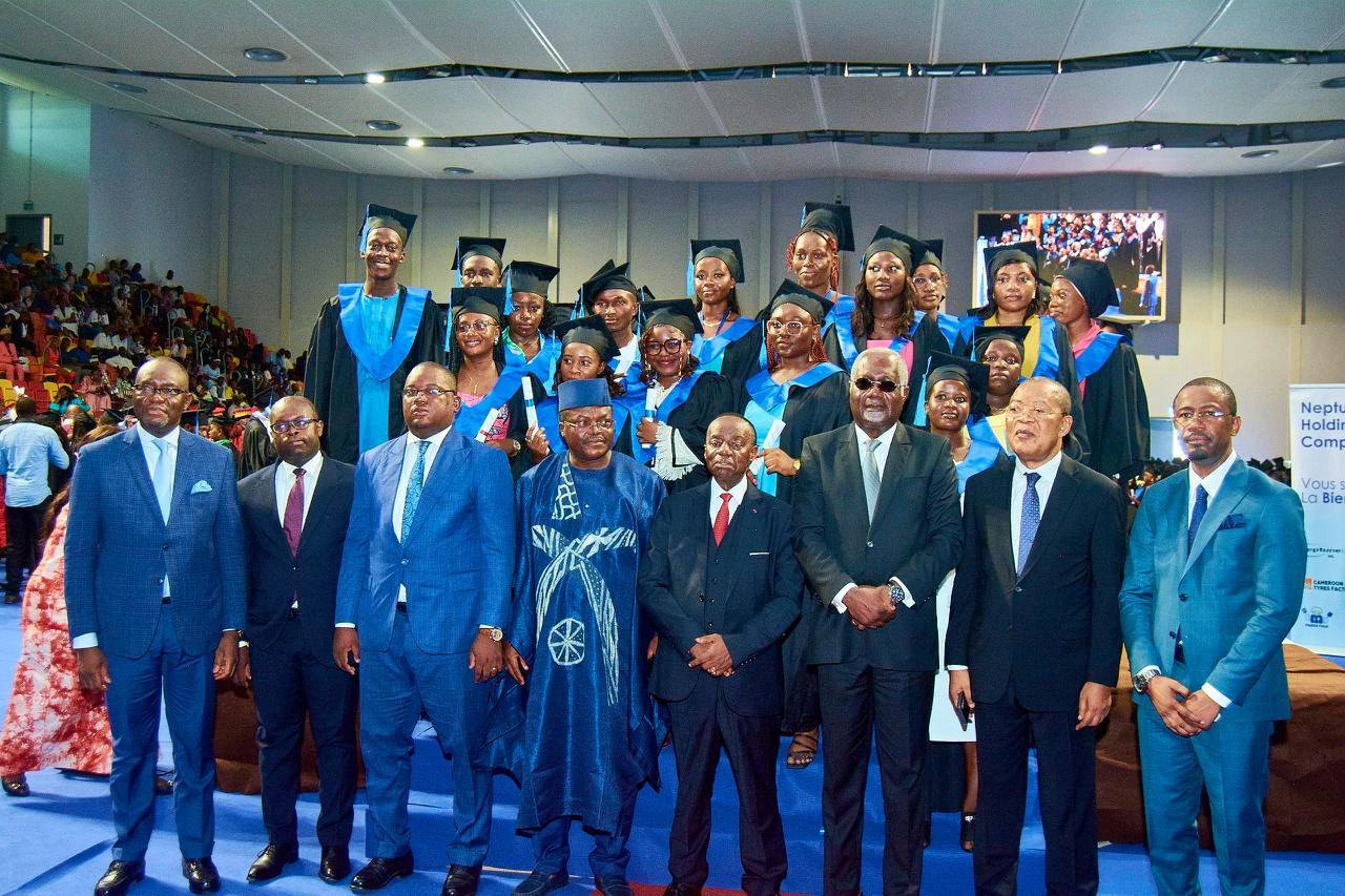 Ceremonie de graduation ESSEC Douala - Photo officielle #026