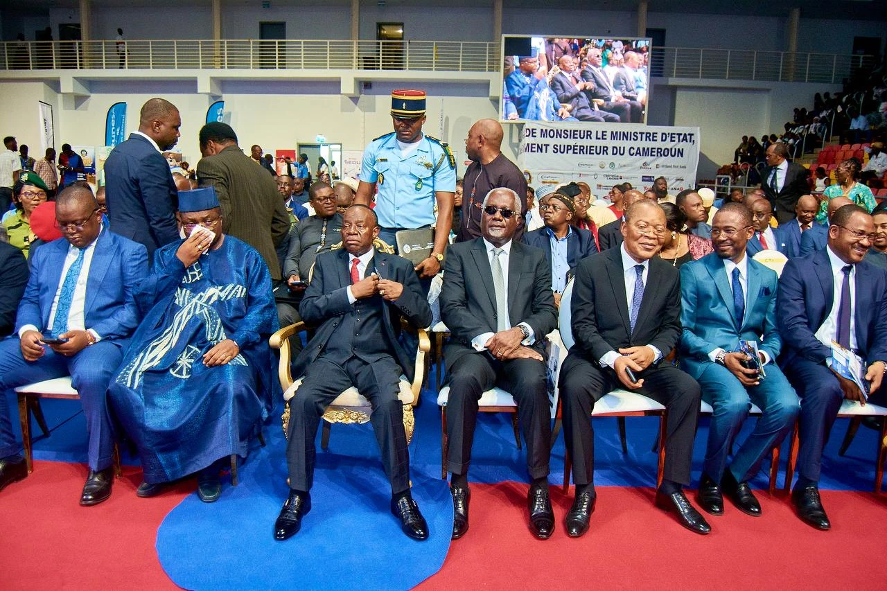 Ceremonie de graduation ESSEC Douala - Photo officielle #029