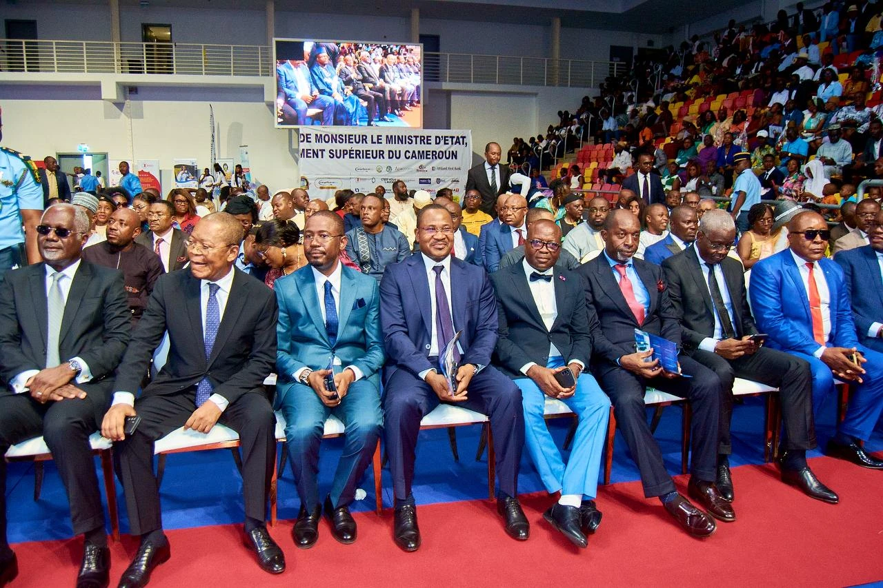 Ceremonie de graduation ESSEC Douala - Photo officielle #032