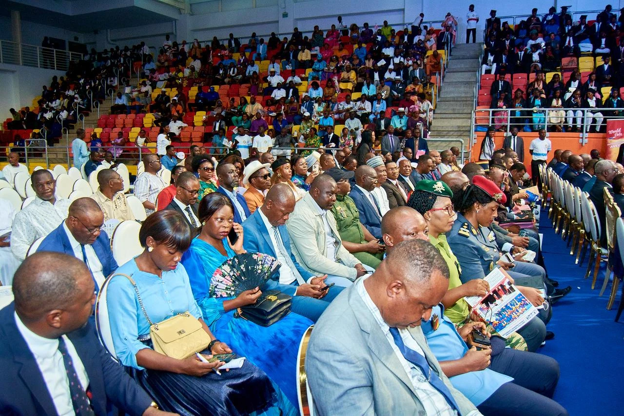 Ceremonie de graduation ESSEC Douala - Photo officielle #039
