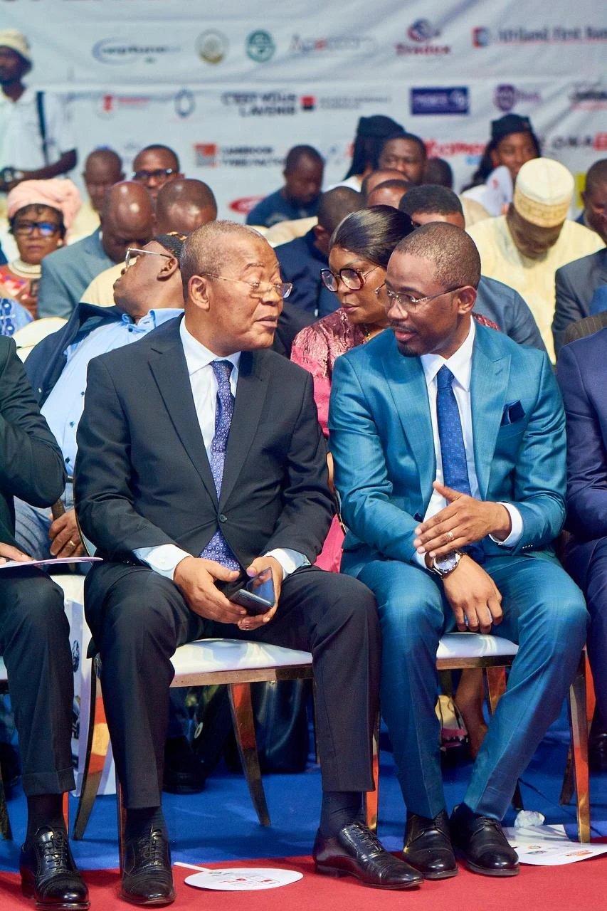 Ceremonie de graduation ESSEC Douala - Photo officielle #077